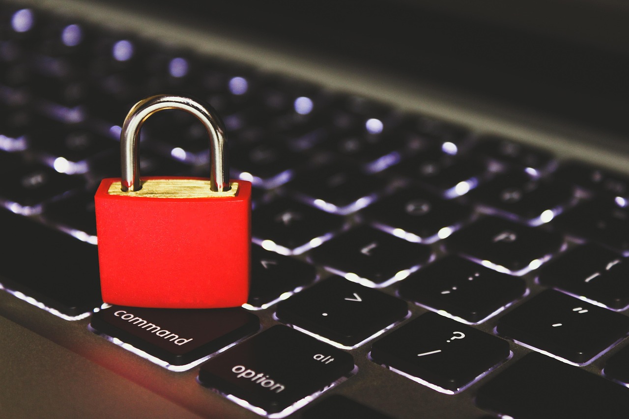 正规的物联卡：火狐团队竞技app详情下载教程i